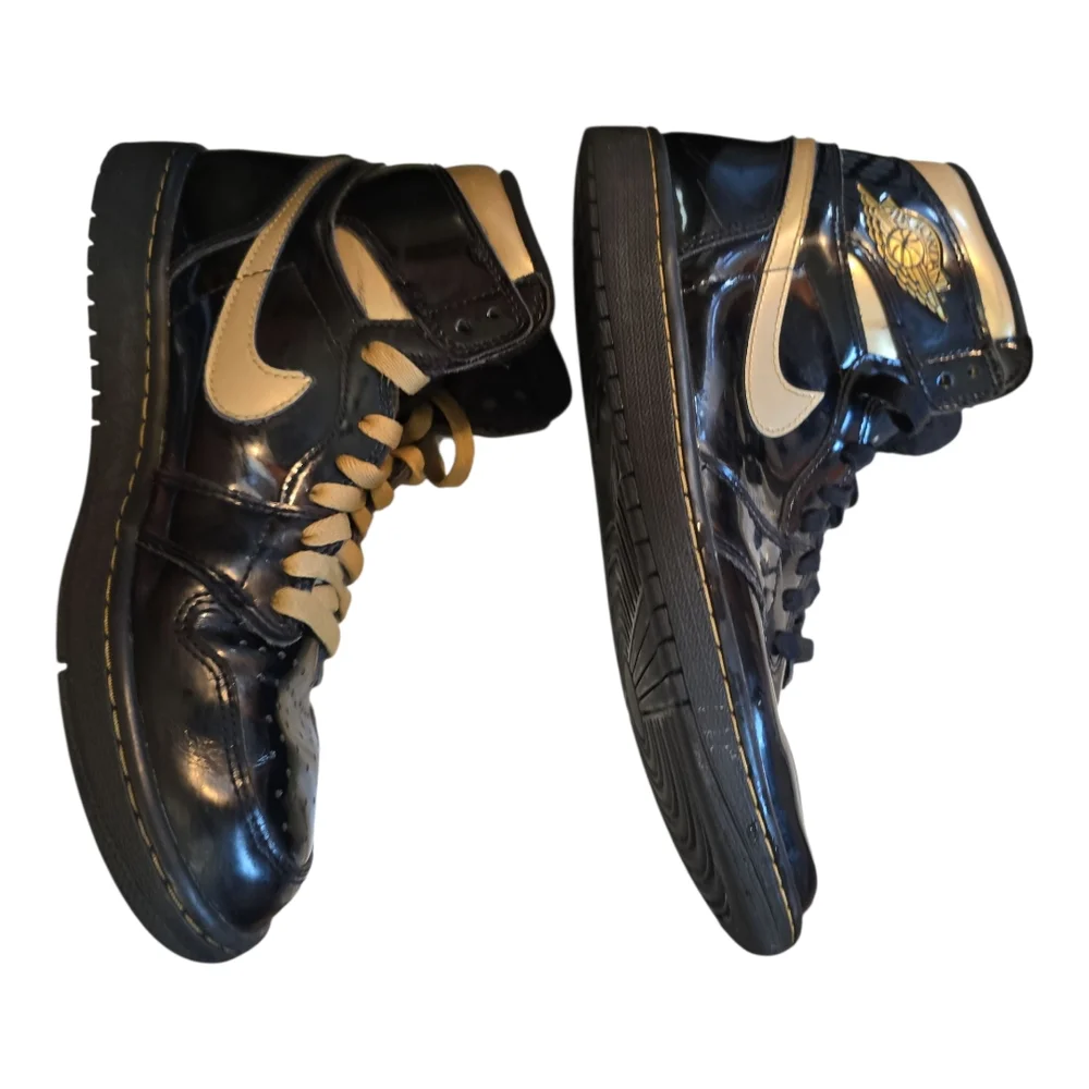 Nike Air Jordan 1 Mid Black Metallic Gold Patent Leather High Top Sneakers Men's